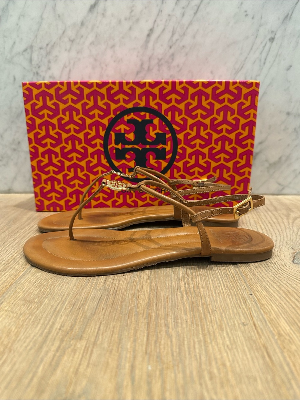Tory Burch Emmy Thing Sandals in Tan Leather - Picture 6 of 13